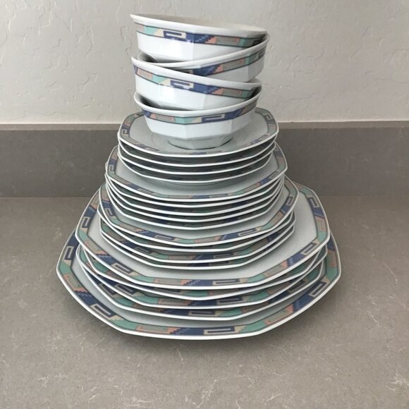 CHRISTOPER STUART FINE CHINA SOUTHWEST DESIGN 22 PIECE DINNER SET PLATES - Picture 2 of 11